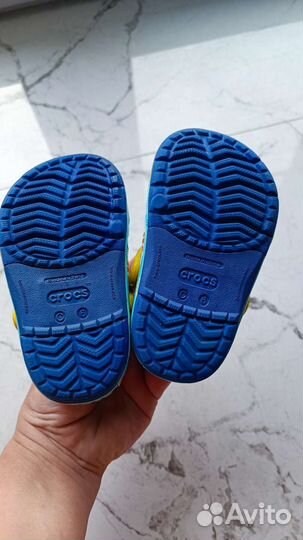 Тапочки crocs