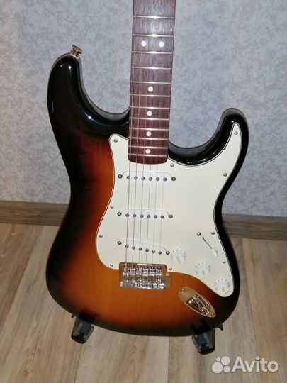 Fender Standard Stratocaster MIM RW Brown Sunburst