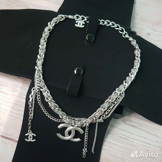Колье Chanel короткое