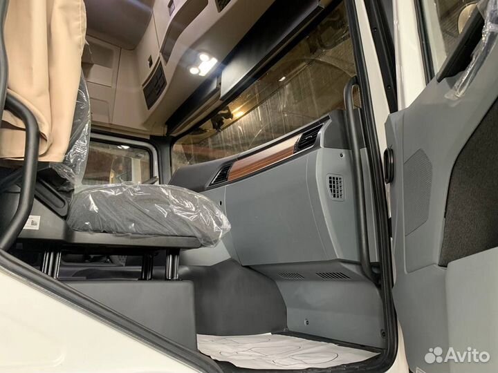 Shacman (Shaanxi) SX32586V384, 2023