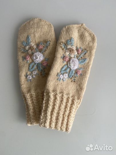 Варежки вязаные ручной работы
