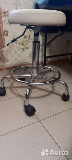 Стул для косметолога бу