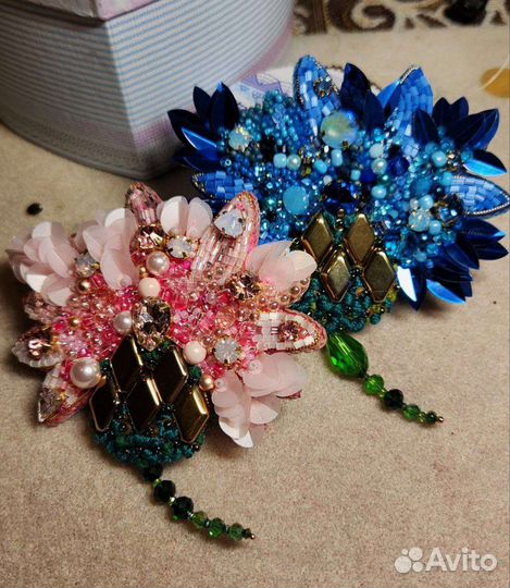 Брошь ручной работы цветы