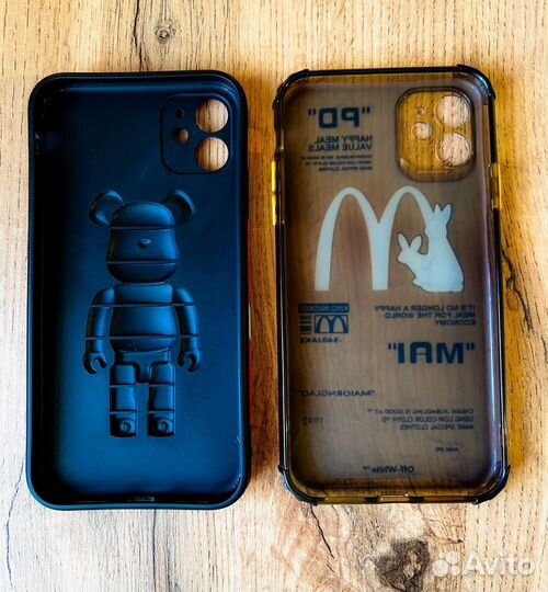 Чехол на iPhone 11