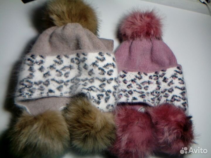 Тёплая,отличного качества шапка и шарф.Новая