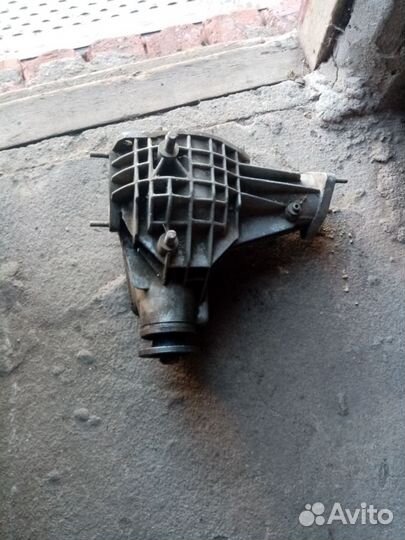 Редуктор передний 21213