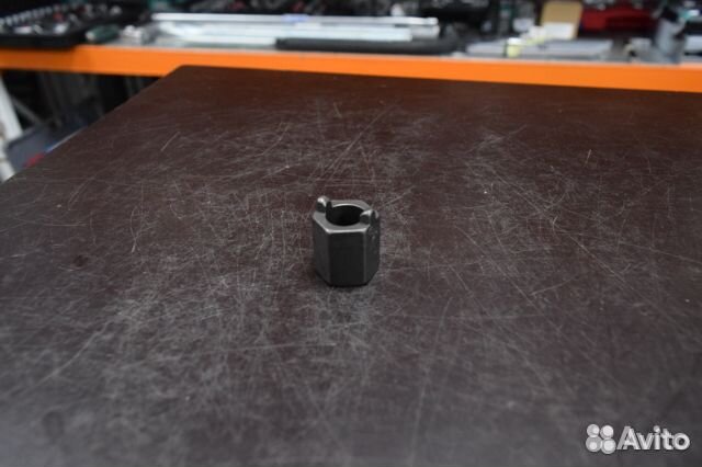 Головка для замены стойки амортизатора