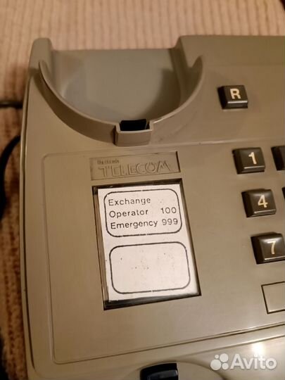 Телефонный аппарат винтаж кнопочный СССР