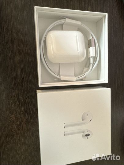 Наушники airpods 2-го поколения