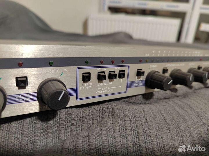 Aphex Compellor 320A