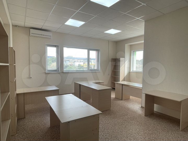 Меблированное офисное помещение, 30.5 м²