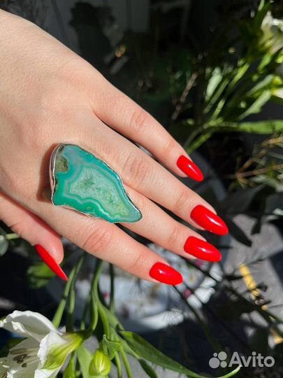 Кольцо с натуральным камнем