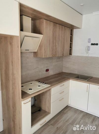 Кухни без ручек