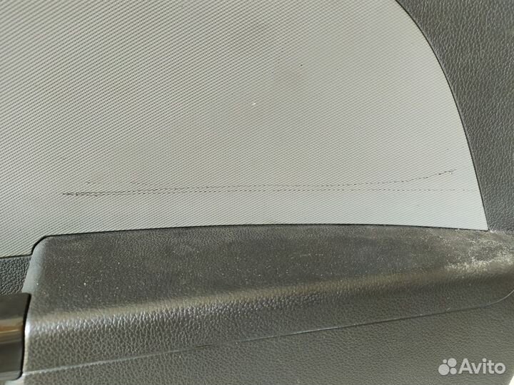 Обшивка двери передней правой Aveo (T300) 2011