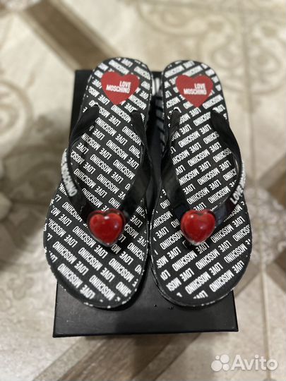 Шлепанцы moschino