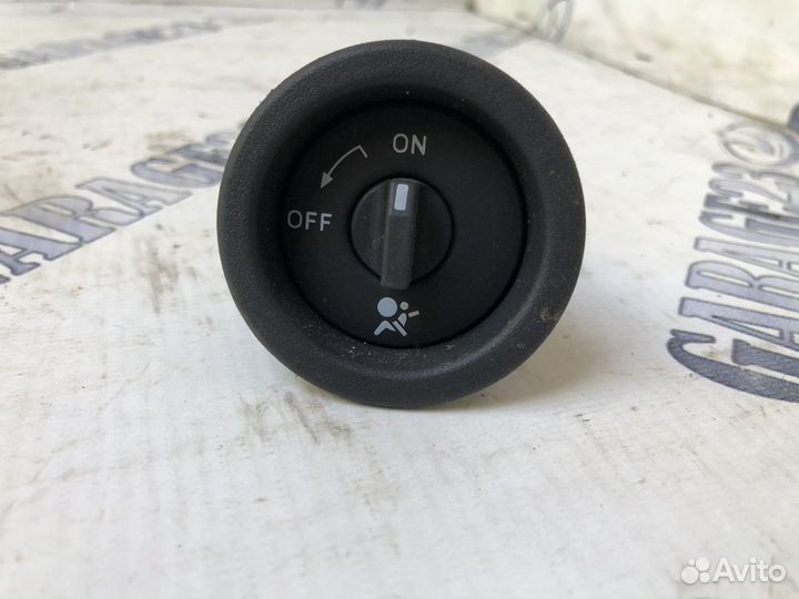 Ручка открывания двери внутренняя renault logan 2