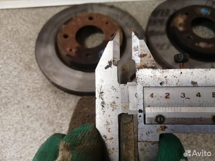 Диск тормозной передний Mitsubishi Lancer (CS)