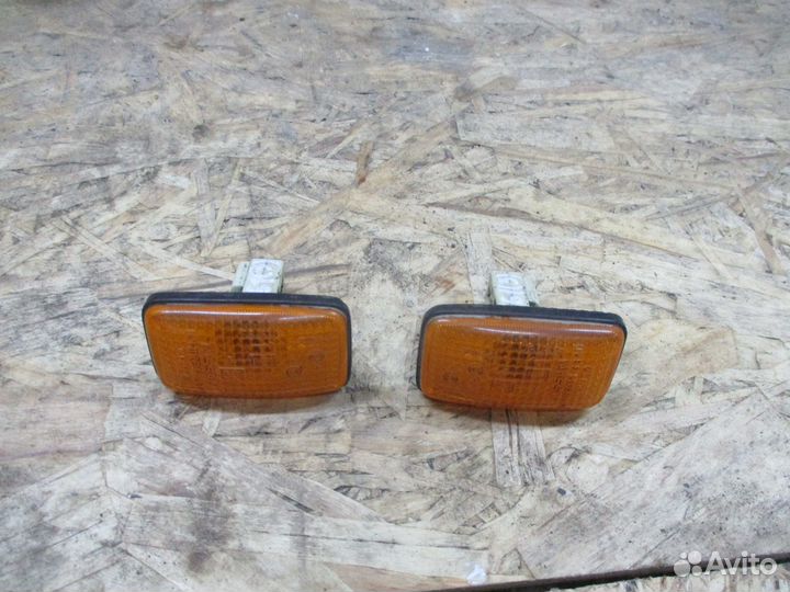 Повторитель в крыло Ниссан Патрол Y 61