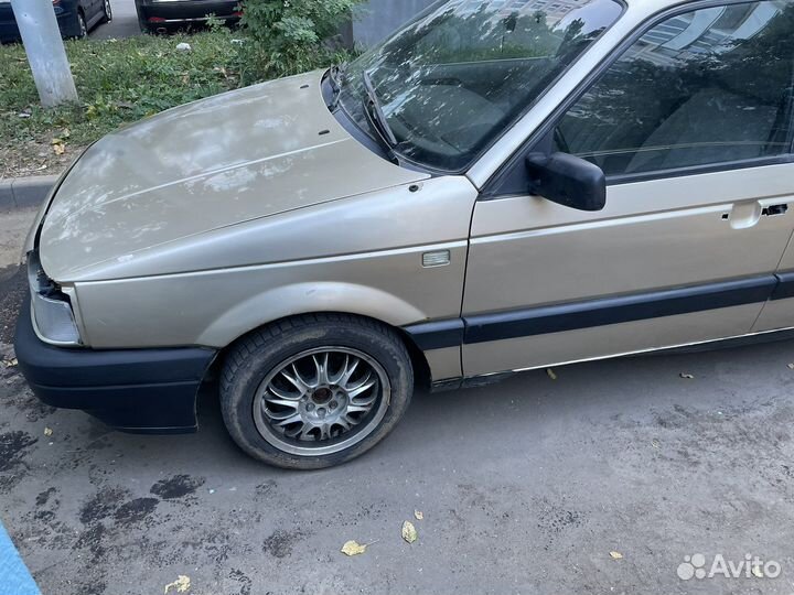 Volkswagen Passat 1.8 МТ, 1989, 300 000 км