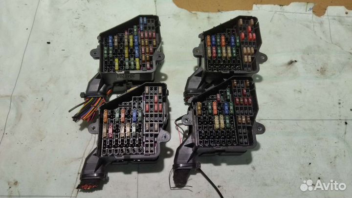 Блок предохранителей Audi VW Scoda Seat