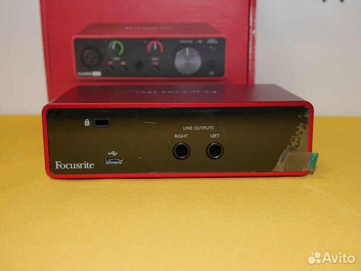 Focusrite Scarlett Solo 3rd Gen Звуковая Карта