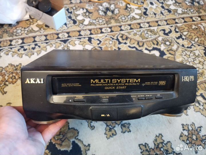 Видеомагнитофон akai