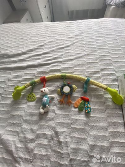 Дуга на кроватку, стульчик или бампер коляски