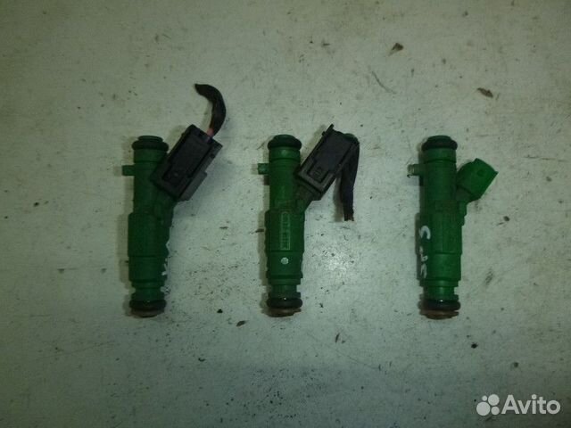 Форсунка топливная KIA sportage 2010