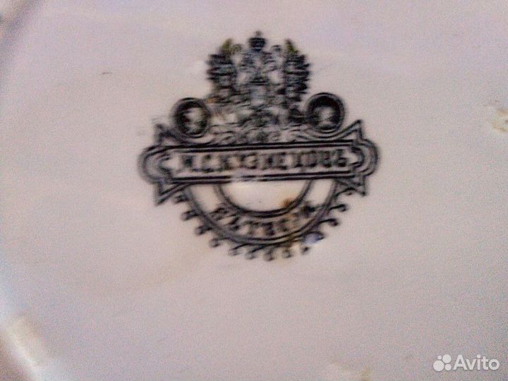 Тарелки парные М.С. Кузнецова в стиле шинуазри