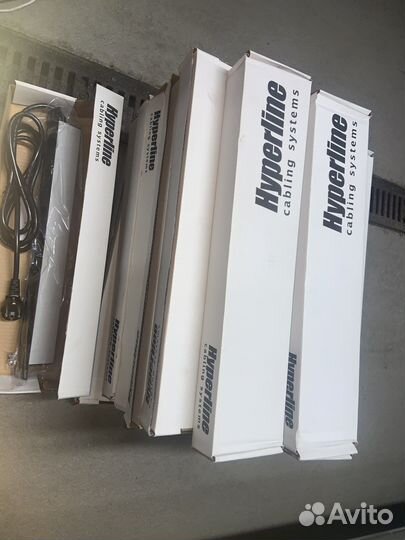 Блок розеток Hyperline SHE19-9SH-2.5EU. Новые