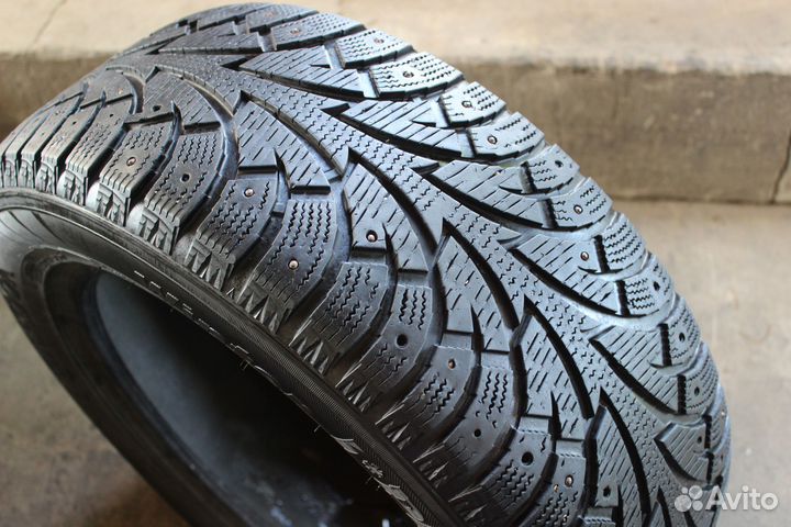 Hankook Winter I'Pike 225/55 R16 99T