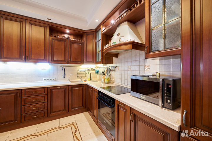 Кухня из массива Италия