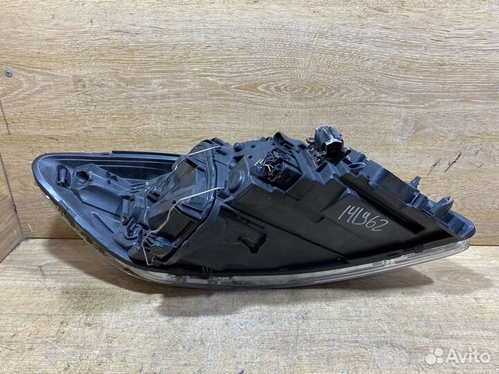 Фара передняя левая Volvo C30 рест Арт. 141962
