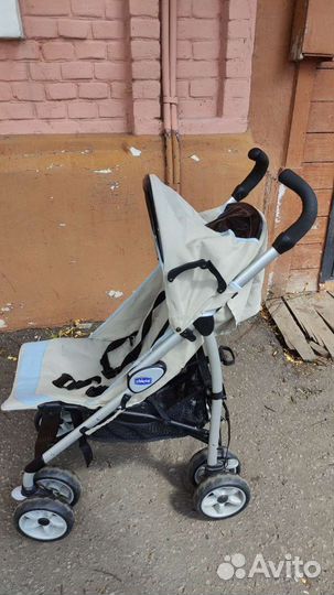 Прогулочная коляска chicco