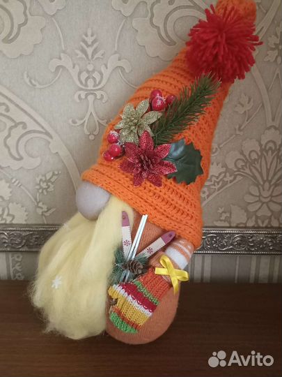 Новогодний гном