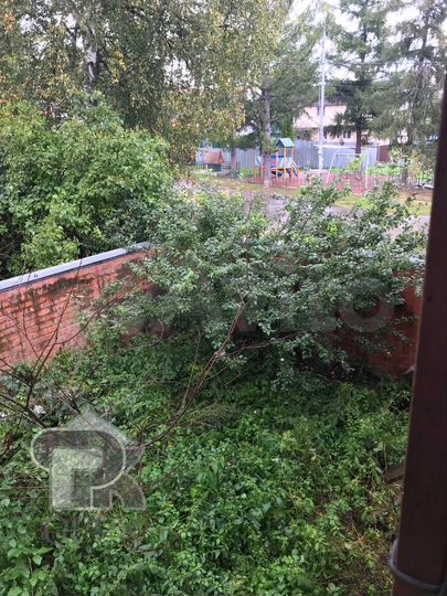 Дом 425 м² на участке 4,1 сот.