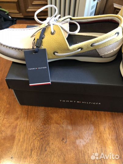 Топсайдеры Томи Хилфигер