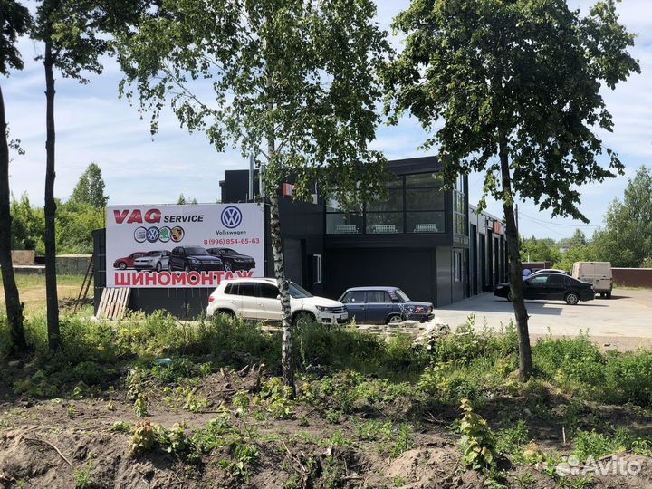 Шиномонтажник