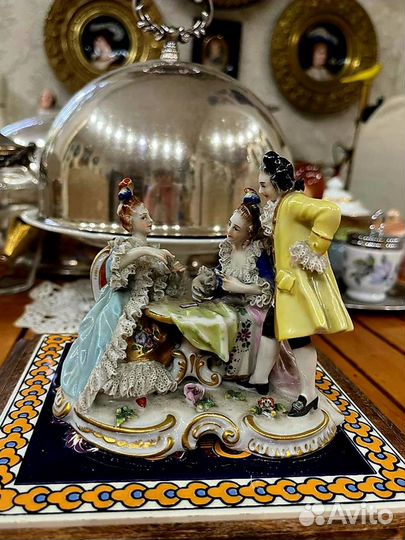 Антиквариат: Фарфоровая статуэтка (Germany)