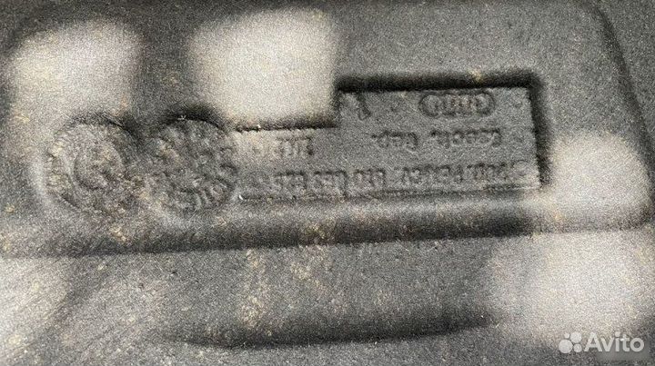 Шумоизоляция капота Audi A4 B8 2.0 tfsi