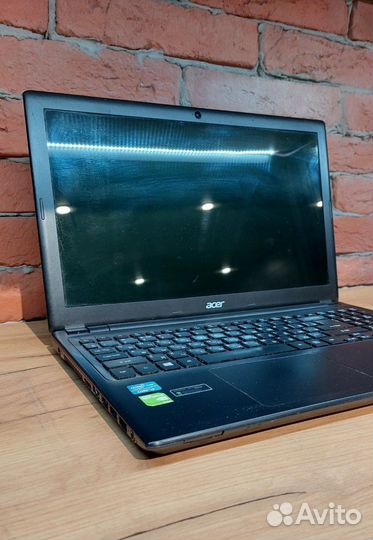 Ноутбук Acer i5 8 гб озу 256 гб SSD 2 gb gt710