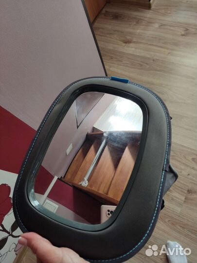 Зеркало для контроля за ребенком munchkin