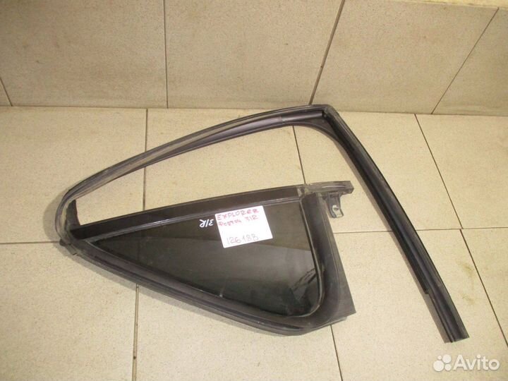 Стекло двери З/П (форточка) Ford Explorer 5