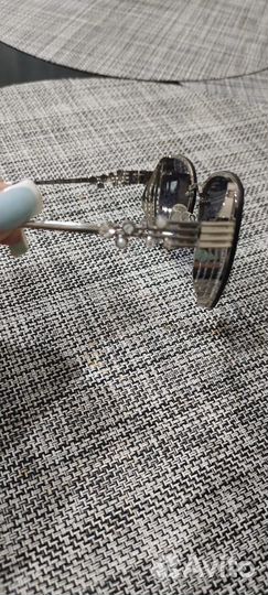 Солнцезащитные очки женские в железной оправе