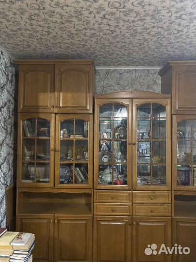Стенка в гостиную