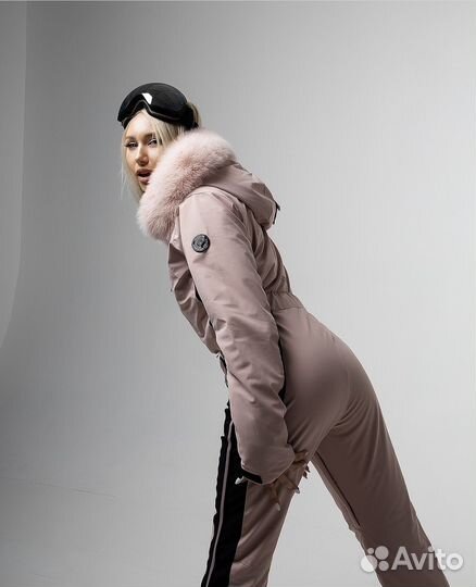 Горнолыжный костюм женский 42 44