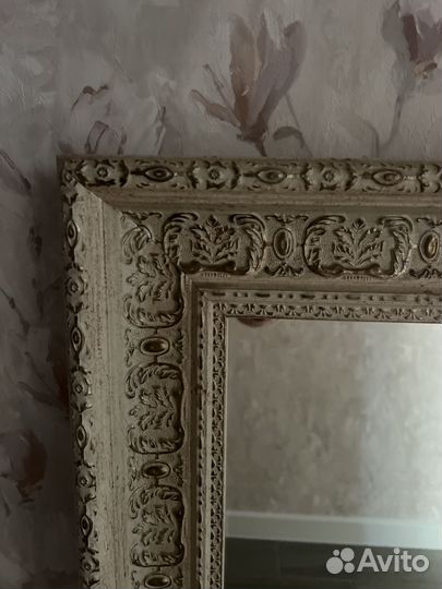 Зеркало настенное в деревянной раме бу