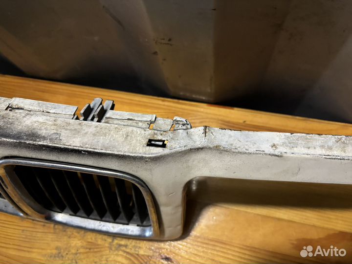 Решетка радиатора bmw 5 e 34