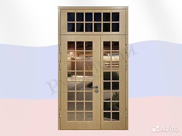 Двустворчатая дверь с фрамугой и стеклом