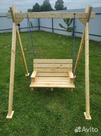 Детские качели уличные